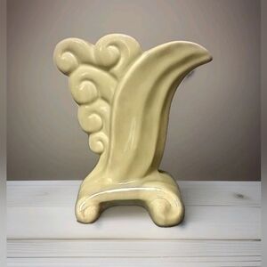 Vintage Gonder Pottery Vase 304 Chartreuse Yellow Oriental Swirl USA
